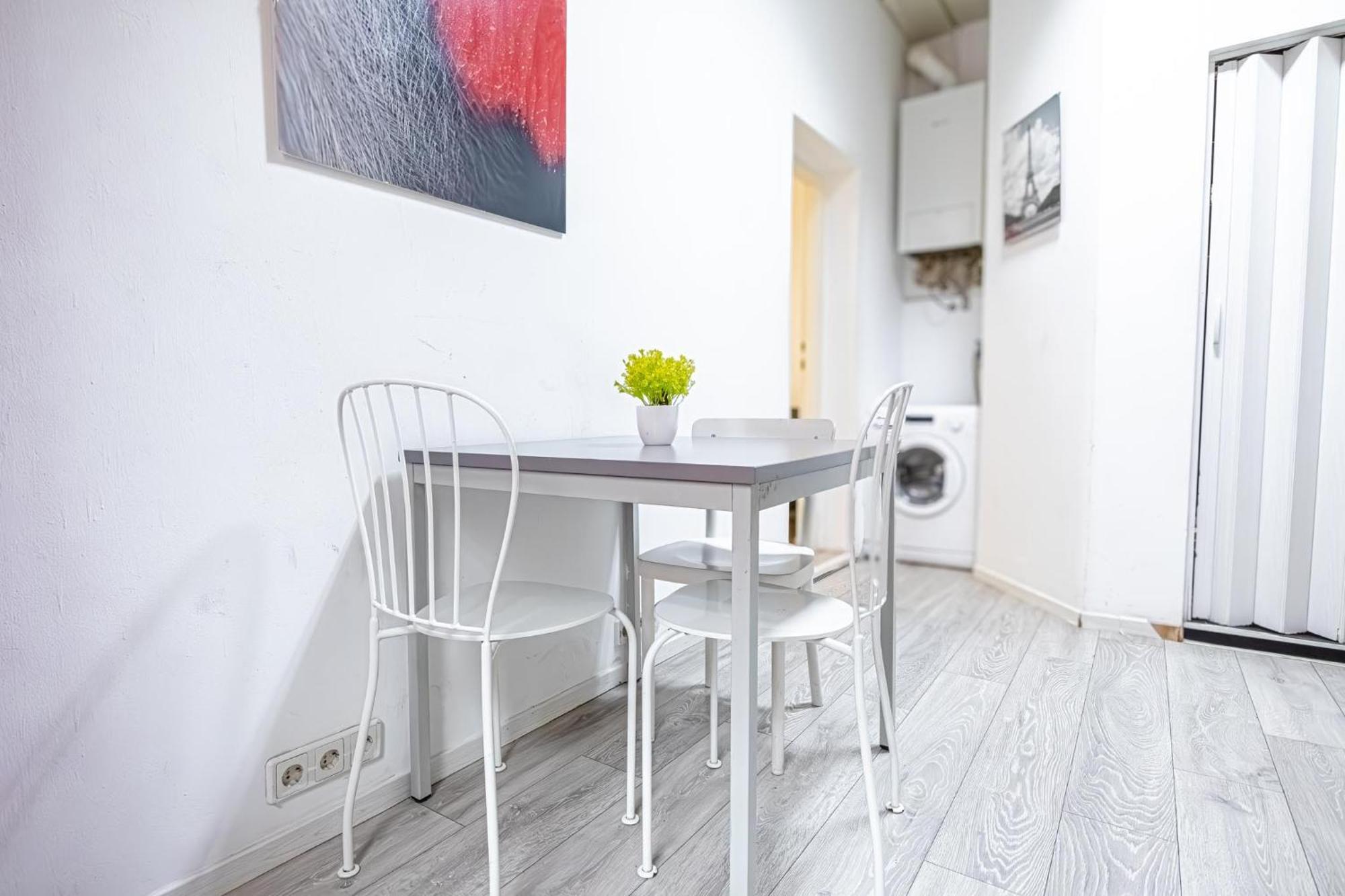 Modern Apartment Suitable For Longstays Wien Eksteriør bilde